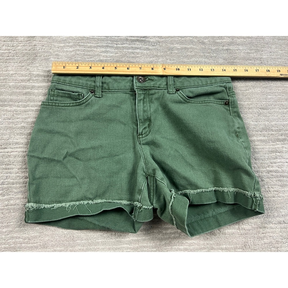 Time and Tru Denim Shorts Womens 6 Green Raw Hem Frayed Mid Rise 3" Inseam - Picture 2 of 8